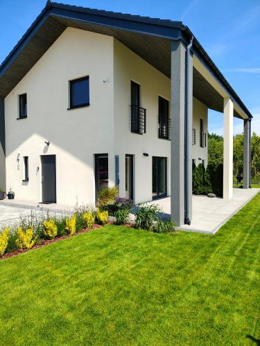 Willa Lawenda i Rumianek in Mielno, Poland