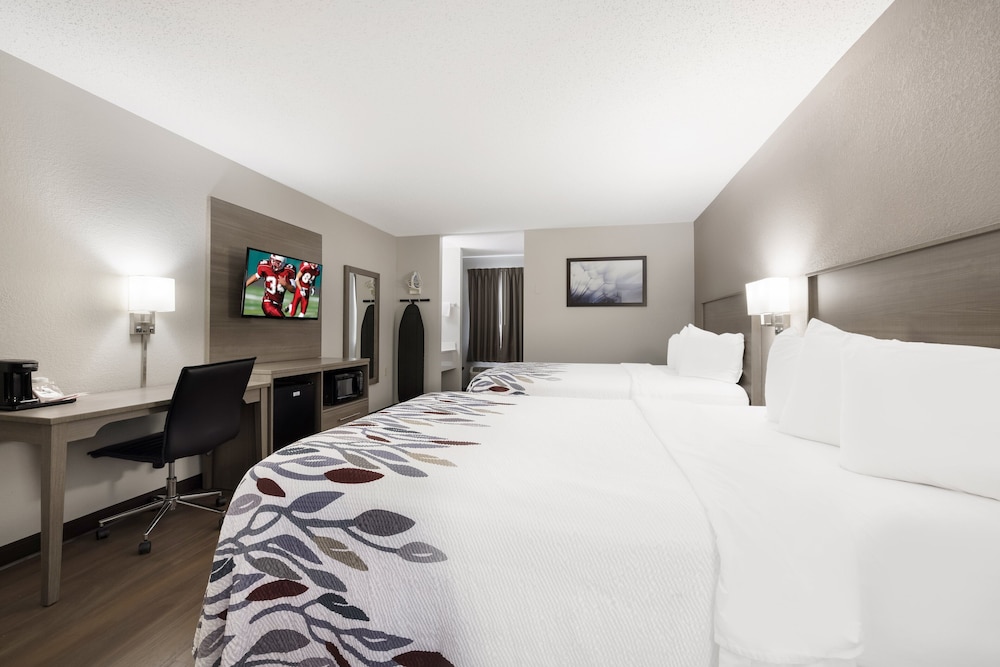 Red Roof Inn Weedsport - photo 5