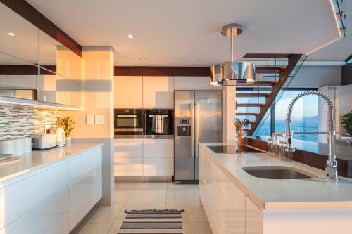 Penthouse with a view to die for