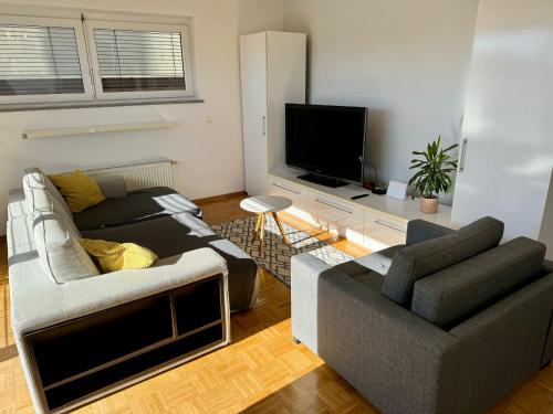 Jenny Apartment with Jacuzzi — 4-Star Luxury Hotel in Brezovica Pri Ljubljani, Slovenia
