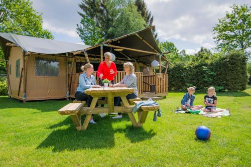 Drouwenerzand Hotel - carbon neutral hotel in Gasselte