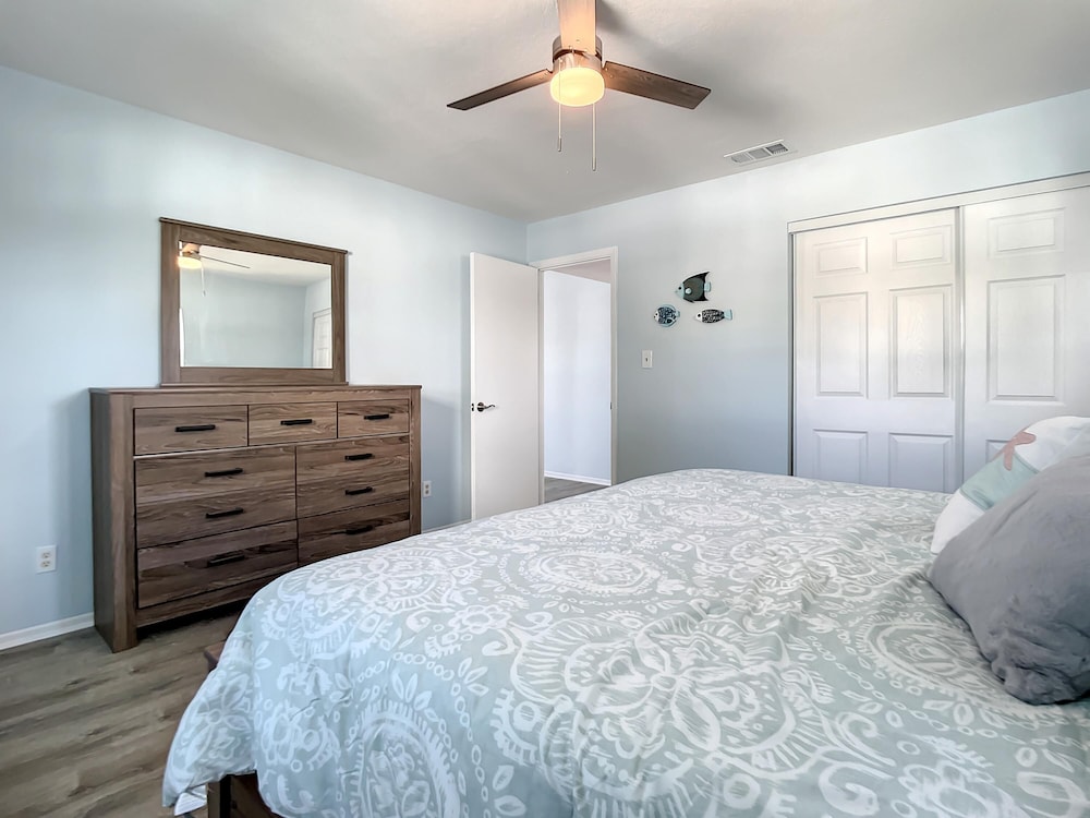 Bikini Top Duplex with Pool 2 Minutes from Beach Flagler Avenue - photo 16