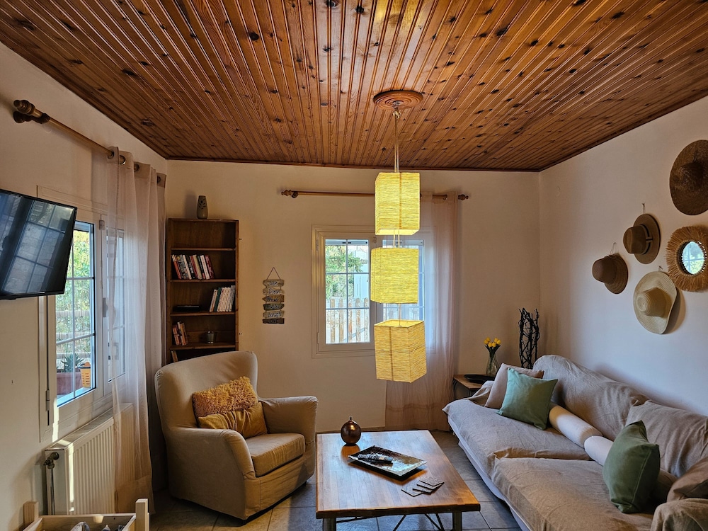 Marini Traditional Cottages — Aegina — photo 5
