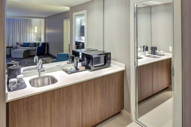 Courtyard by Marriott Appleton Riverfront - photo 71