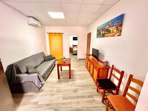 Italica — hotel in Santiponce