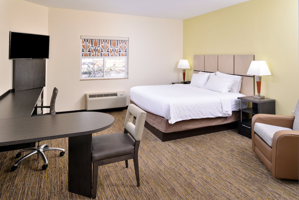 Candlewood Suites Winchester by IHG - photo 18