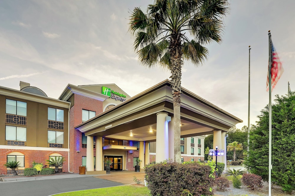 Holiday Inn Express Hotel & Suites Hinesville East Fort Stewart - photo 161