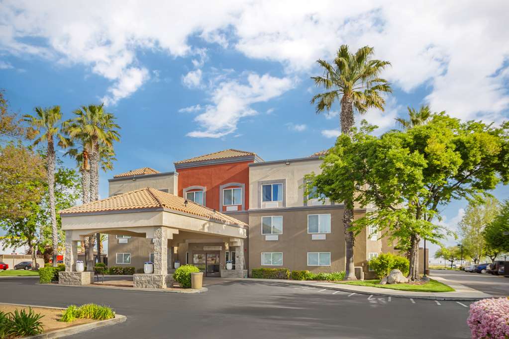 Best Western Plus Villa Del Lago Inn Patterson - photo 2