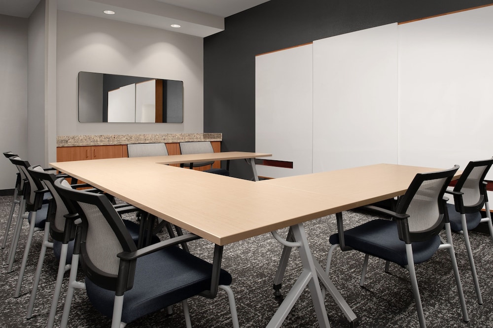TownePlace Suites by Marriott Cheyenne SW Downtown Area - photo 32