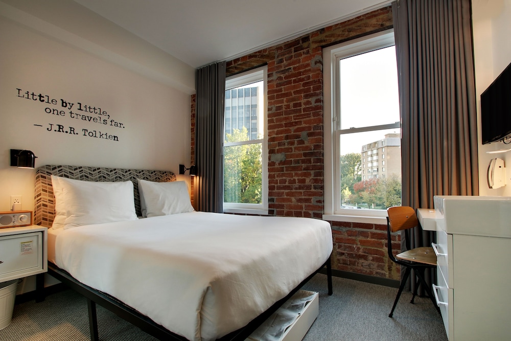 Hotel Hive - photo 32