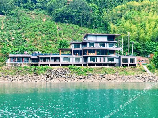 Shendu Wubei Hot Spring Hotel — 4-Star Luxury Hotel in Hangzhou, People's Republic of China