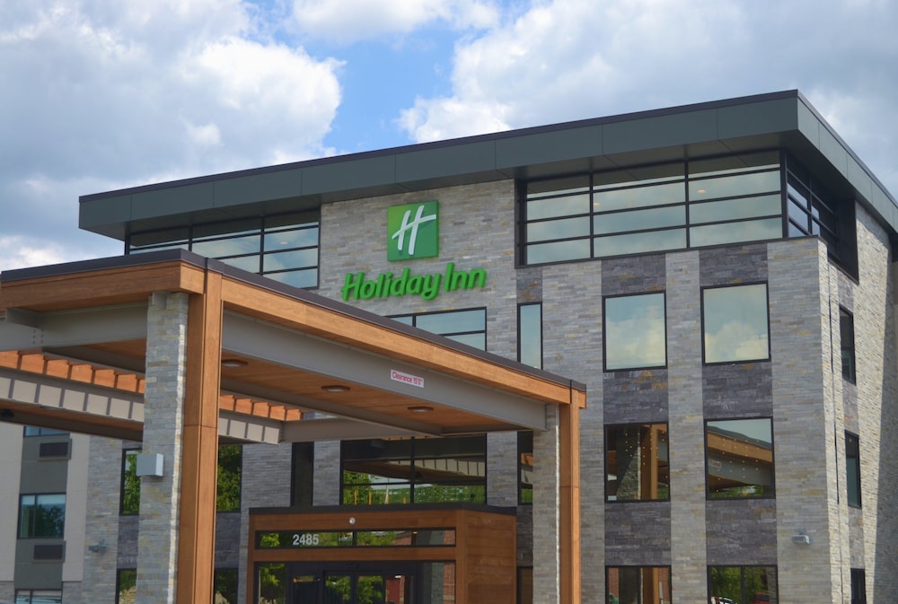 Holiday Inn Columbus an IHG Hotel - featured photo