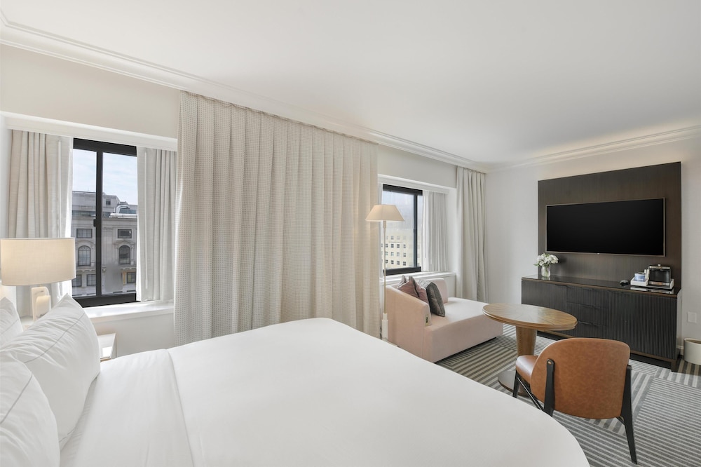 Capital Hilton - photo 42