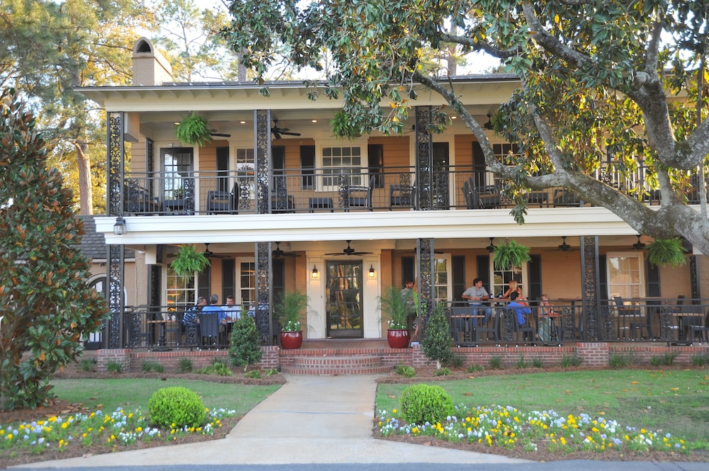 Merry Acres Inn - photo 2