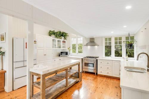 Historic Charm & Elegance Near Grammar in Toowoomba, Australia