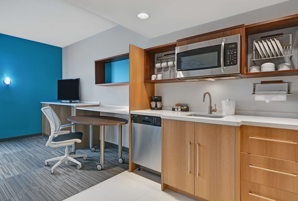 Home2 Suites by Hilton Melbourne Viera - photo 16