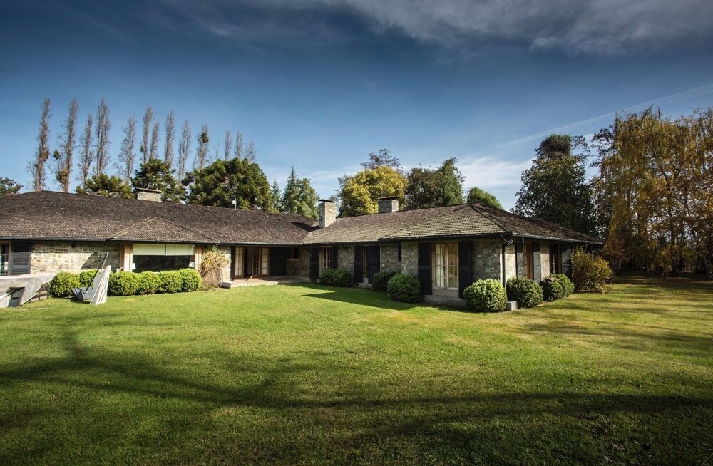 Comalle Hotel & Lodge in Teno, Chile