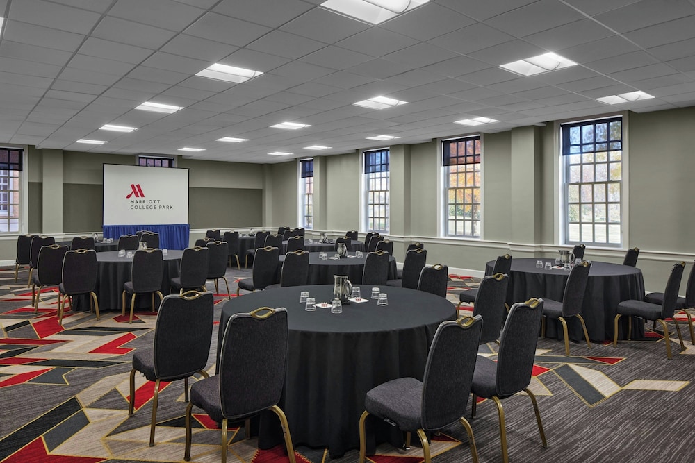 College Park Marriott Hotel & Conference Center - photo 47