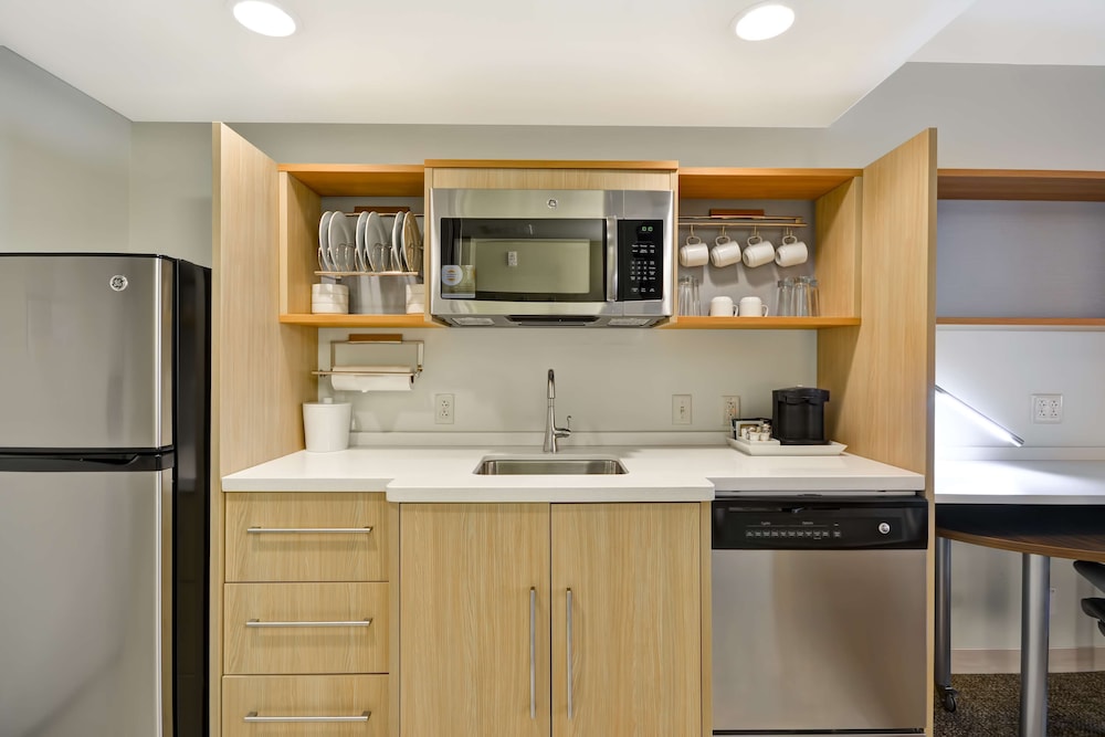 Home2 Suites by Hilton Decatur Ingalls Harbor - photo 20