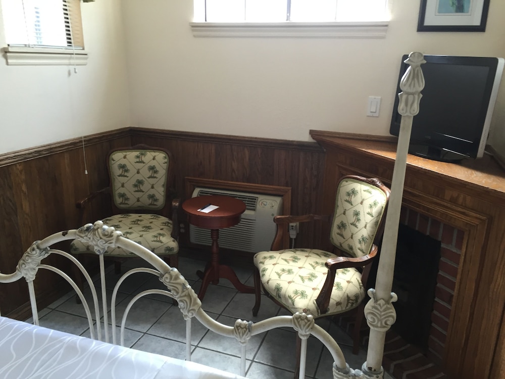 Seacrest Inn - photo 27