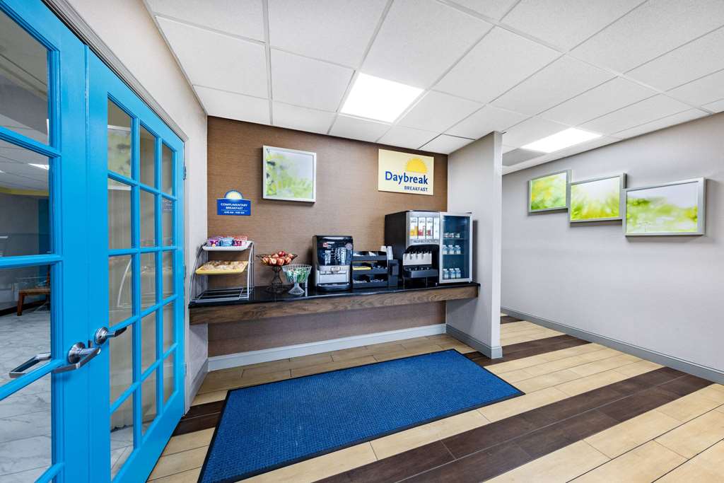 Days Inn by Wyndham Fredericksburg North - photo 36
