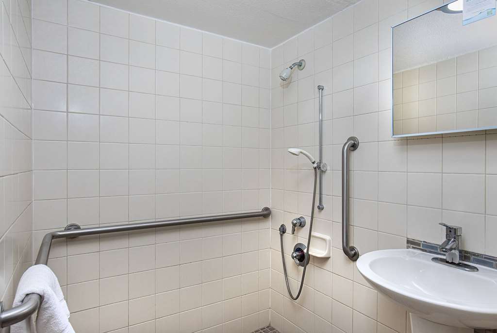 Super 8 by Wyndham Nashville West - photo 24