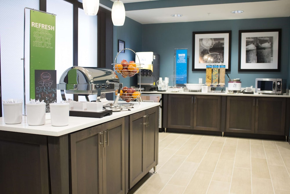 Hampton Inn Decatur Mt. Zion - photo 30