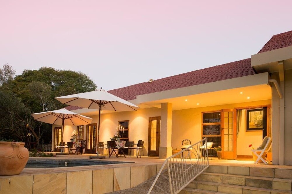 Adeo — 4-Star Luxury Hotel in Bloemfontein, South Africa