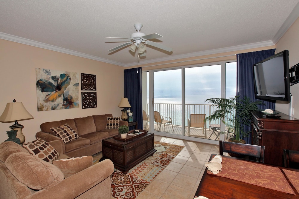 Boardwalk Beach Resort by Panhandle Getaways - photo 33