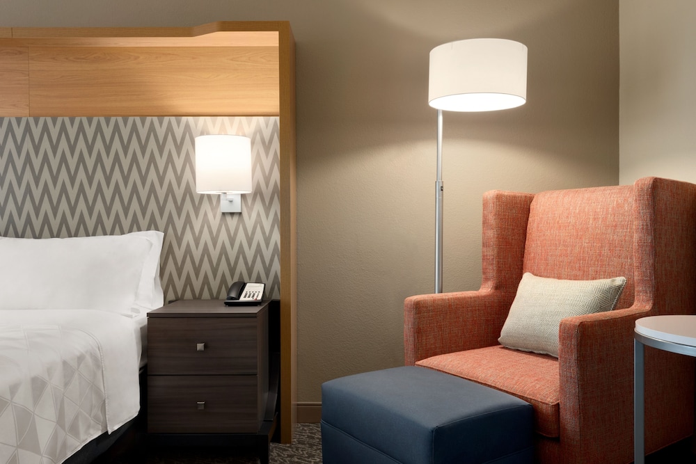 Holiday Inn Hotel & Suites Council Bluffs I 29 by IHG - photo 13
