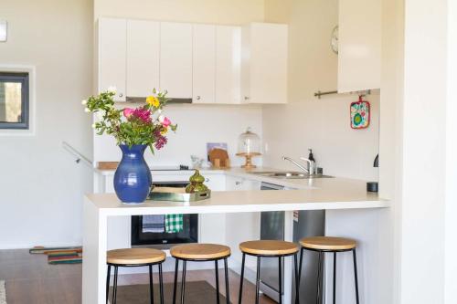 Mortimer's Wines Loft Adults Only Retreat — 4-Star Luxury Hotel in Orange, Australia