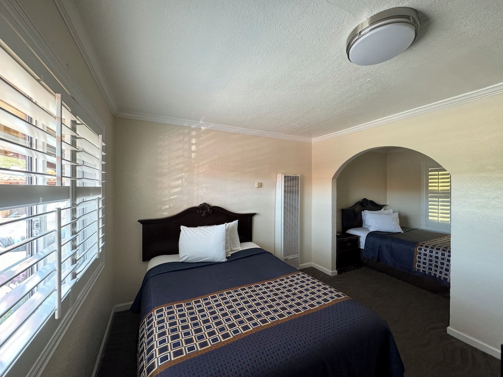 Tamalpais Motel - photo 13