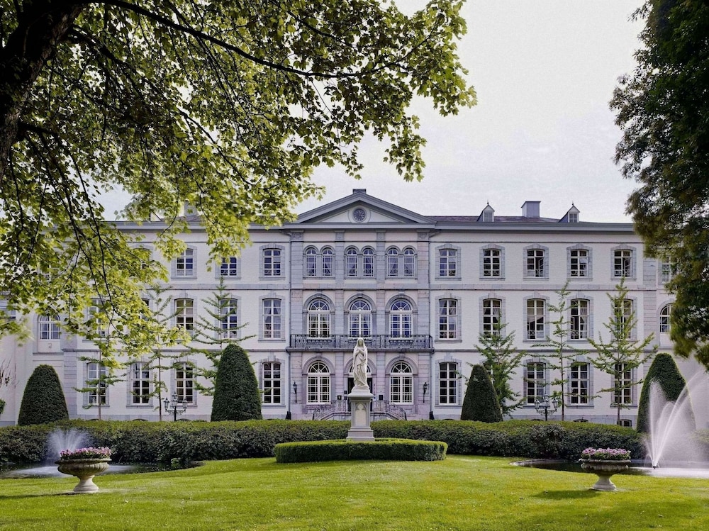 Hotel Bloemendal — hotel in Vaals
