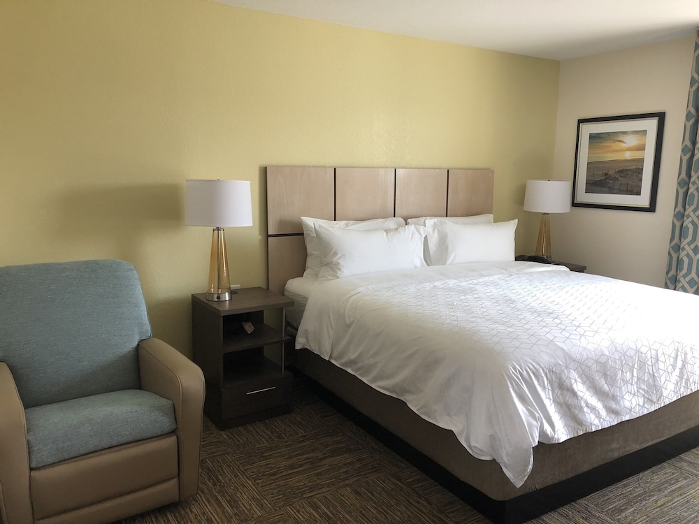 Candlewood Suites Panama City Beach Pier by IHG - photo 15