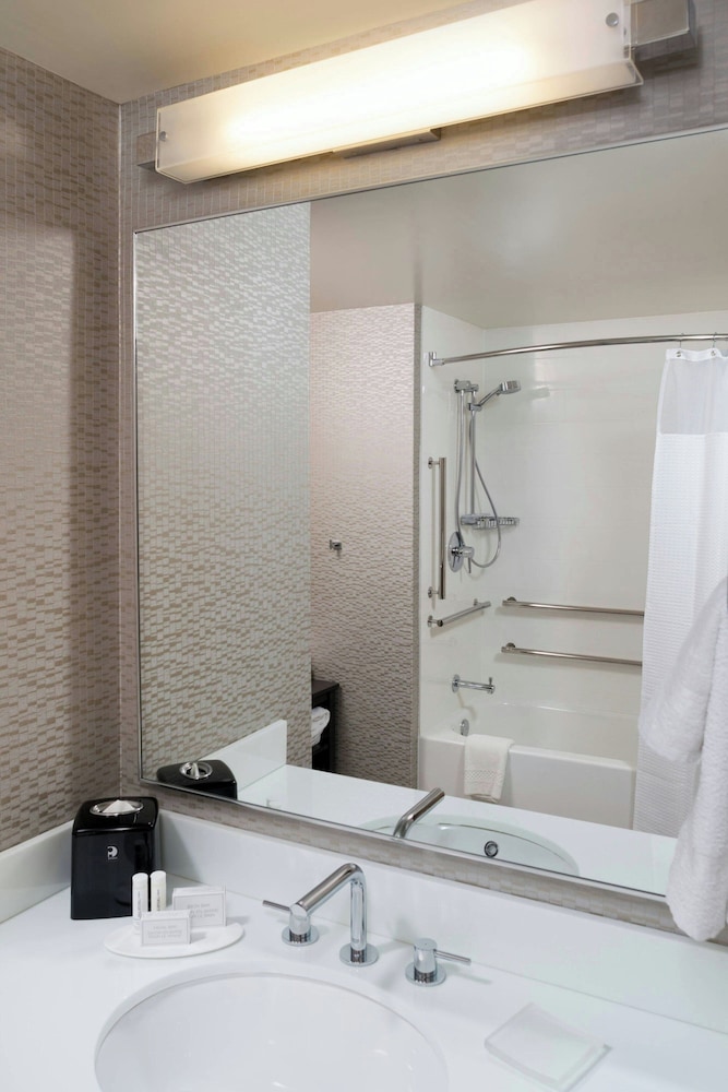 Courtyard by Marriott Minneapolis Downtown - photo 40