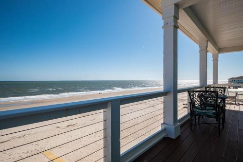 The Salty Dog by Oak Island Accommodations - photo 7