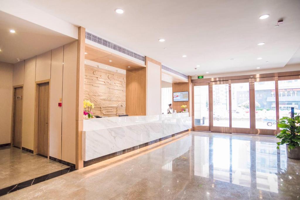 Jinjiang Metropolo Hotel Hangzhou Xihu Wenhua Plaza Branch — 4-Star Luxury Hotel in Hangzhou, People's Republic of China
