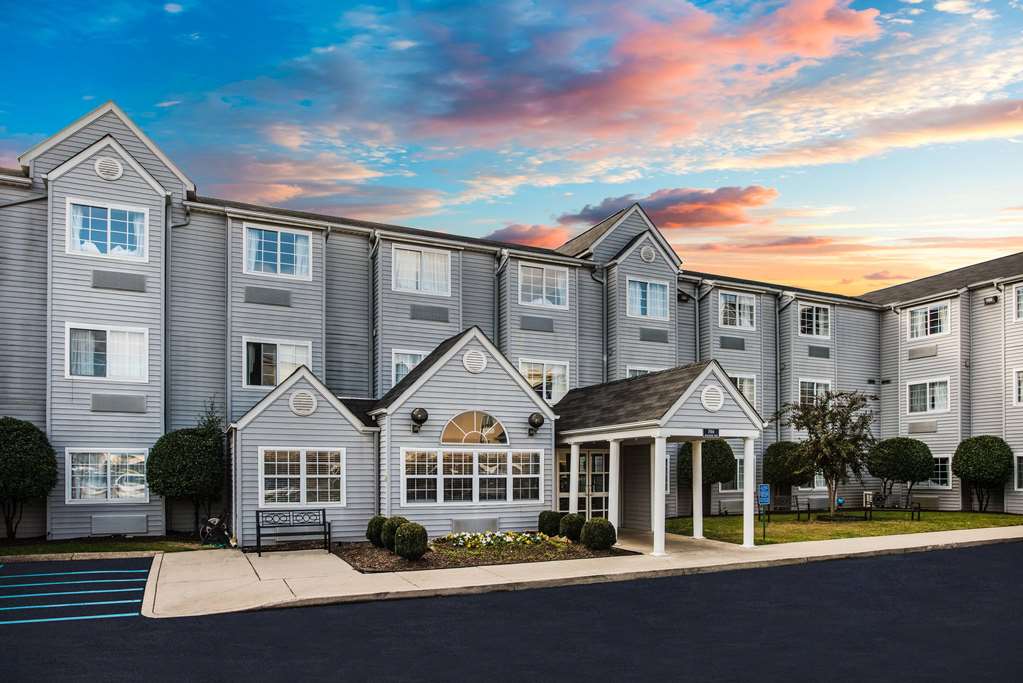 Microtel Inn & Suites by Wyndham Chattanooga Near Hamilton P - featured photo