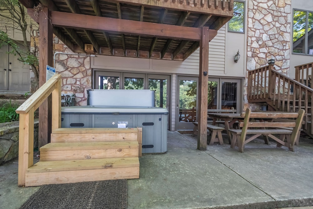 Gone Fish Inn - photo 53