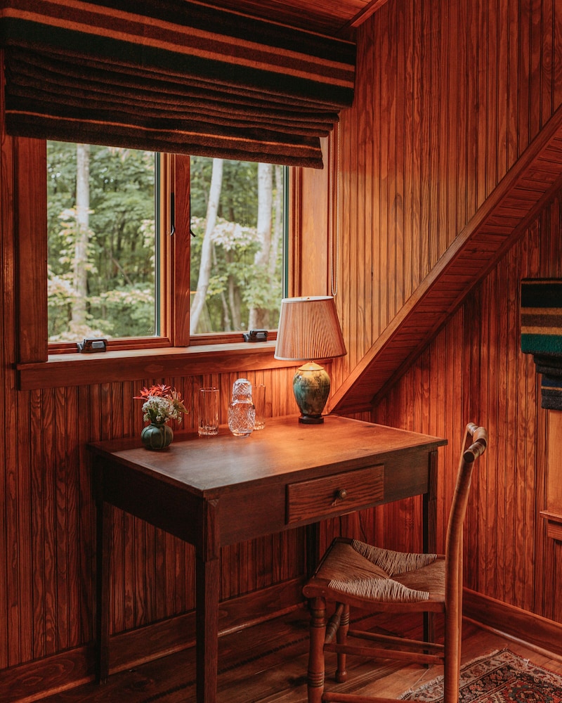 Deer Mountain Inn - photo 3