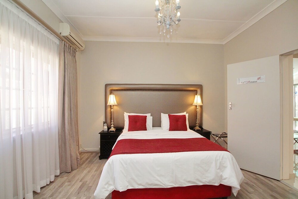 Melville Gap Guesthouse — 4-Star Luxury Hotel in Johannesburg, South Africa