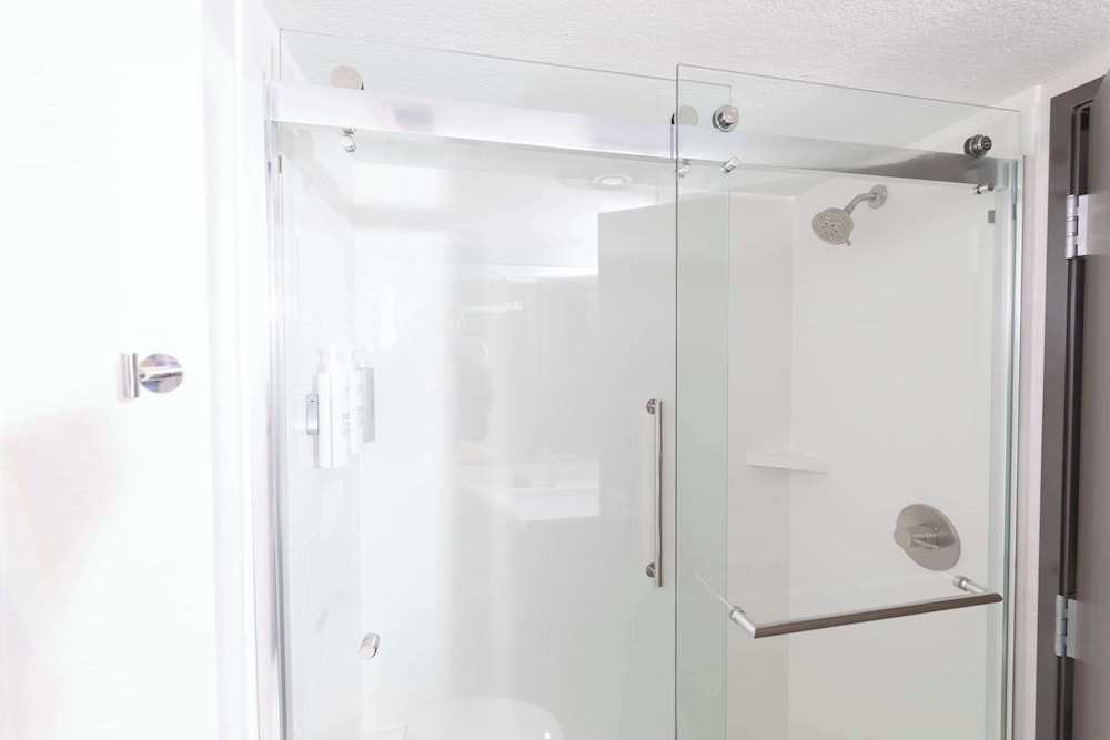Hilton Garden Inn Des Moines Airport - photo 21