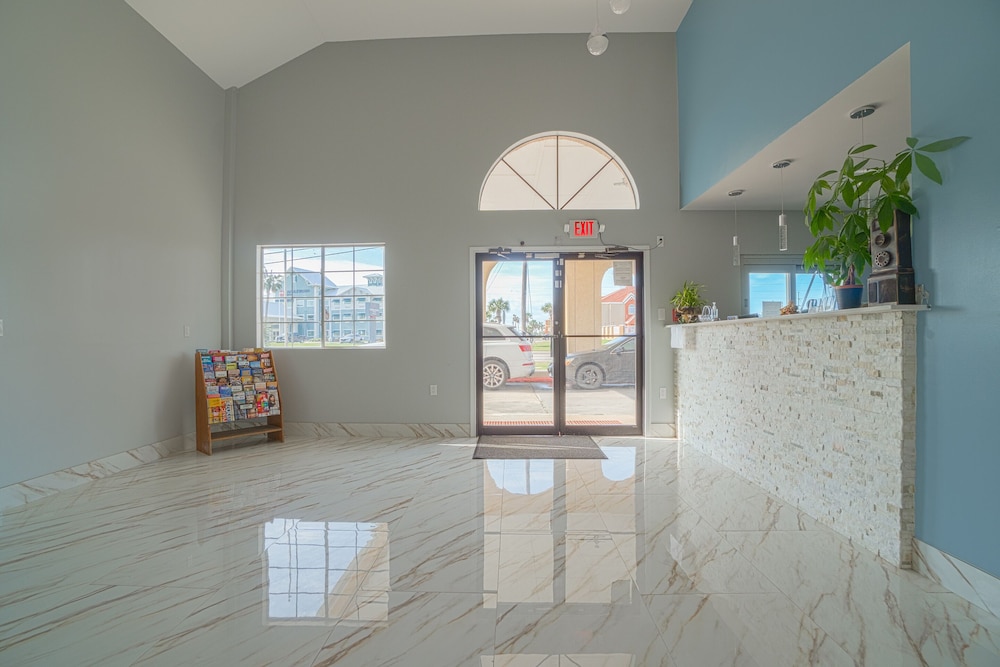 Aransas Bay Inn & Suites Corpus Christi by OYO - photo 2