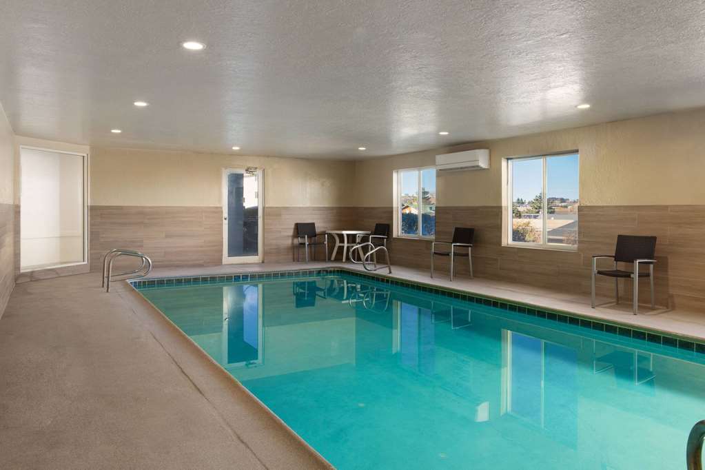 Wingate by Wyndham Cedar City - photo 8