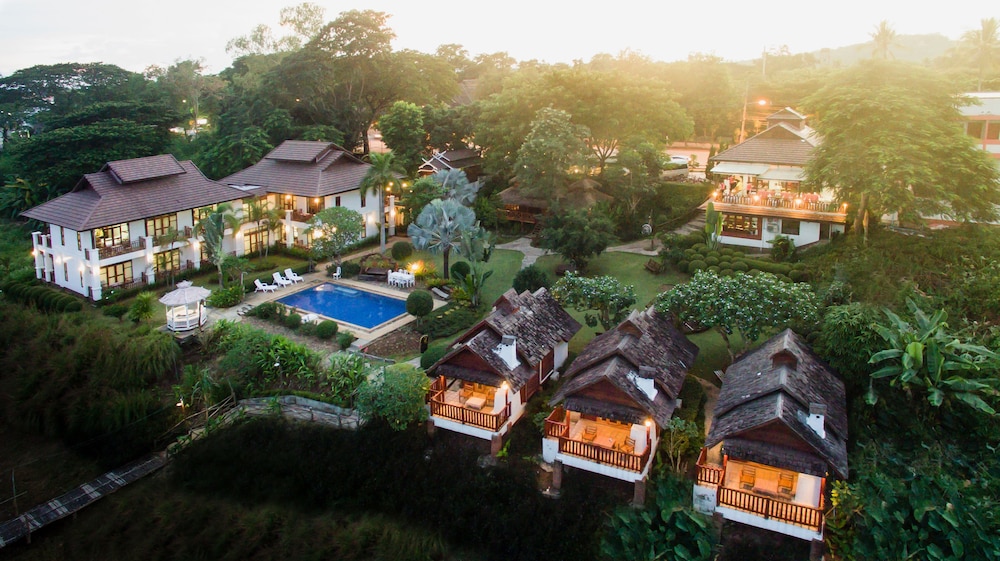 Gin's Maekhong View Resort & Spa — hotel in Chiang Saen