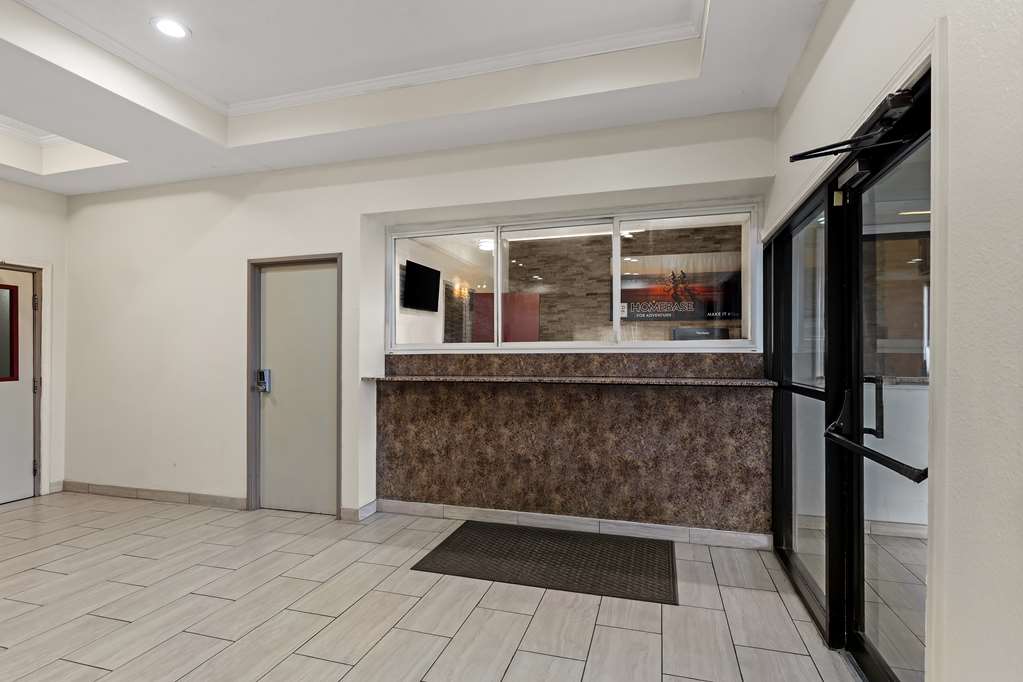 Red Lion Inn & Suites Caseyville - photo 4