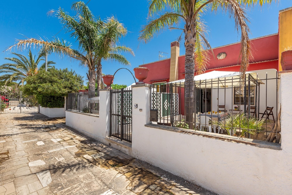 Villa Aurora by BarbarHouse — 4-Star Luxury Hotel in Porto Cesareo, Italy