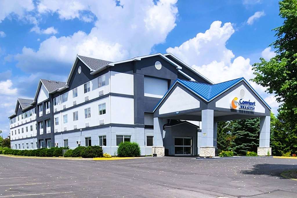 Comfort Inn & Suites Liverpool Syracuse - featured photo