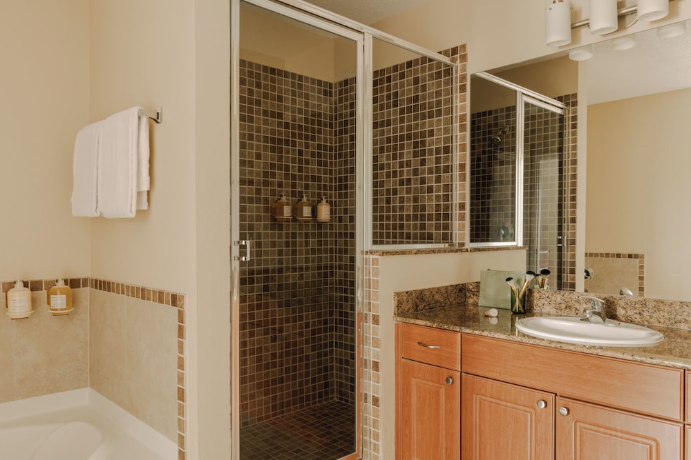 The Point Hotel & Suites by Sonder - photo 12