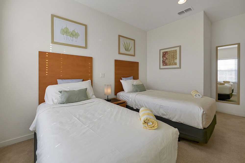 Regal Oaks Resort Vacation Townhomes by IDILIQ - photo 22